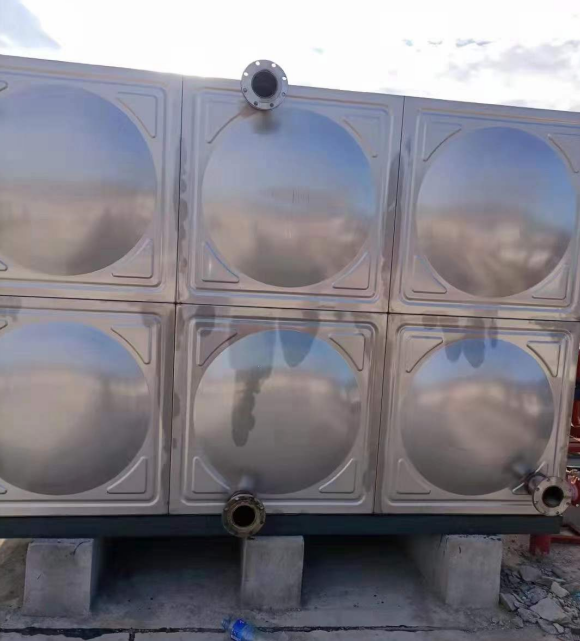 益阳组合式不锈钢水箱，玻璃钢水箱的替代品，不锈钢冲压板组合水箱